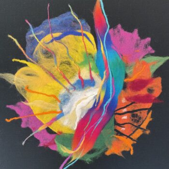 Oľga Dzúrová – Proudy, textilní tapisérie vytvořená technikou Arttex